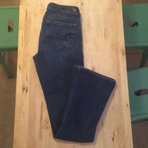 American Eagle skinny kick jeans